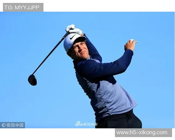 不愧是你帕尔默悠闲看球赛晚上穿棉袄棉鞋的慵懒生活方式 不愧是你帕尔默悠闲看球赛晚上穿棉袄棉鞋的慵懒生活方式