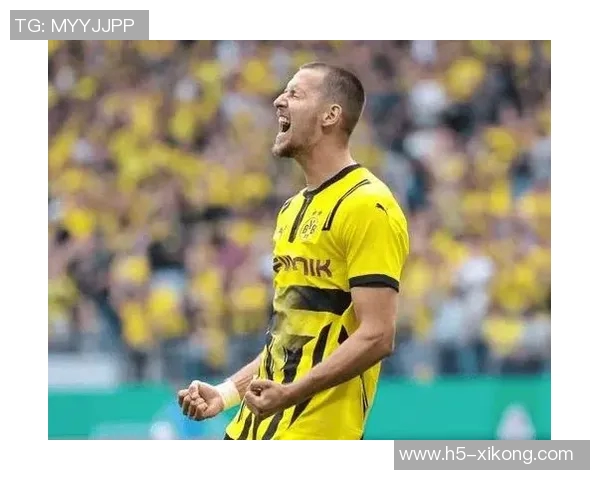 施洛特贝克满意多特在欧冠两场比赛中收获四分的表现与进步