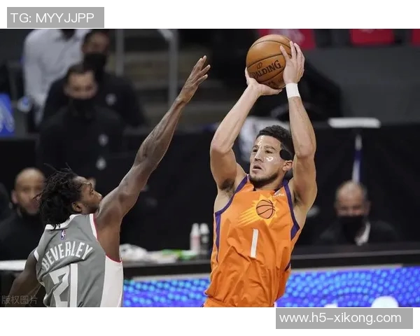 文班连续低迷表现引发关注14投仅5中19分8板5失误犯满离场