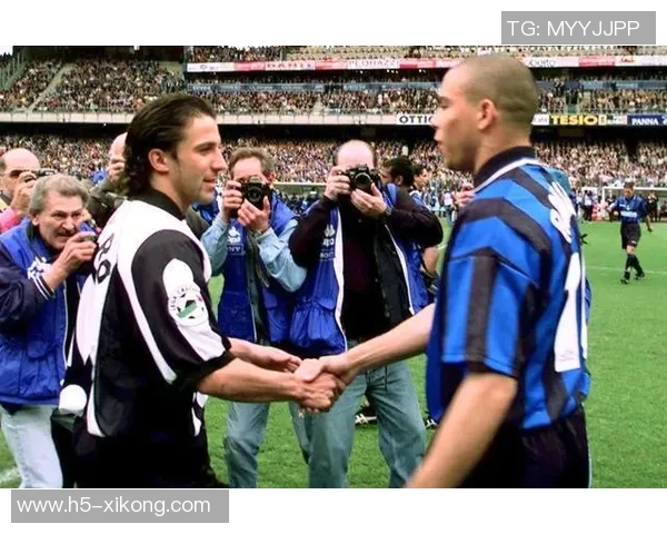 尤利亚诺:国米阵容强大但夺冠之路仍需时间考验 尤利亚诺:国米阵容强大但夺冠之路仍需时间考验