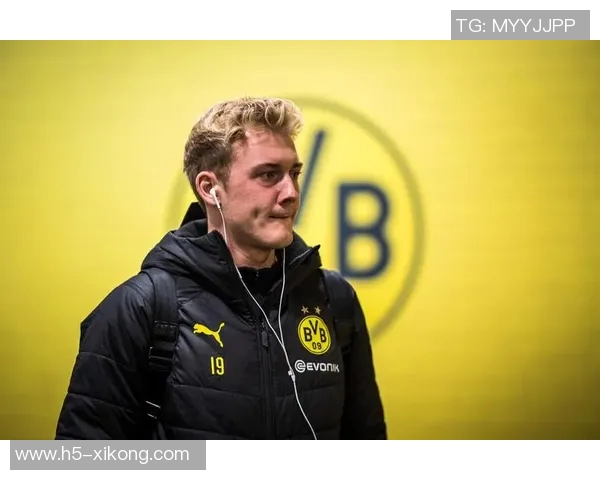 德天空报道杜塞尔多夫签下多特21岁前锋保利纳转会费仅为40万欧元